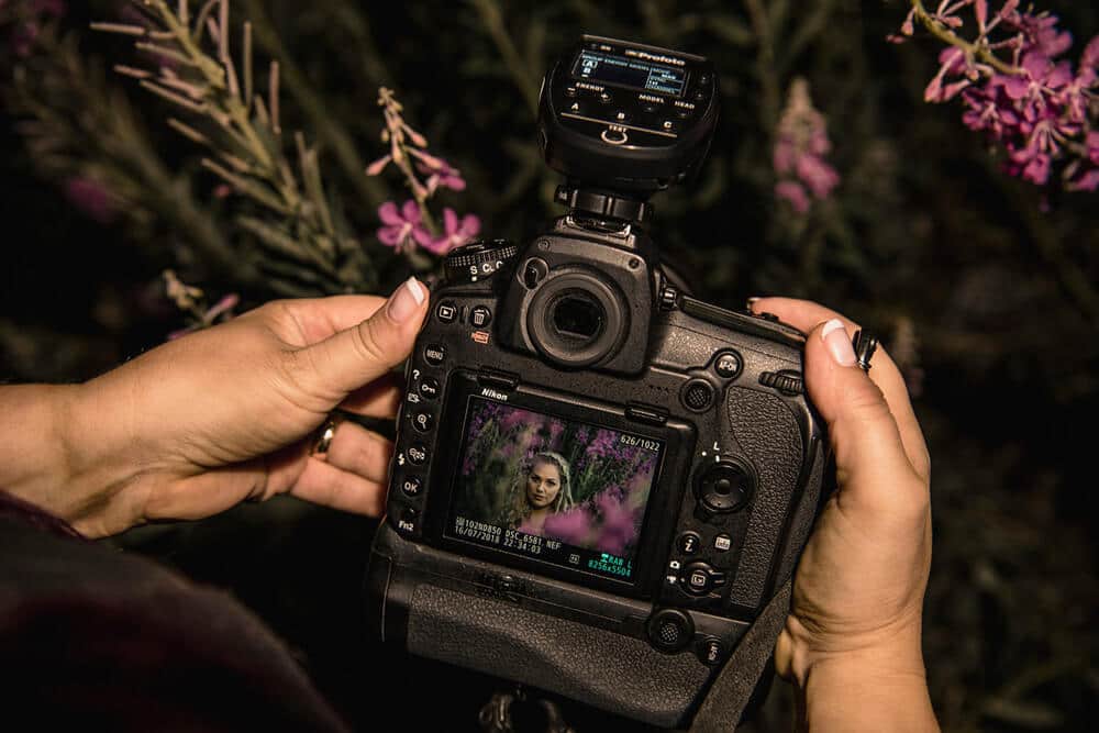 Photo from the article “Frøydis Geithus Pairs Up The Profoto B10 And Infinite Color Panel”