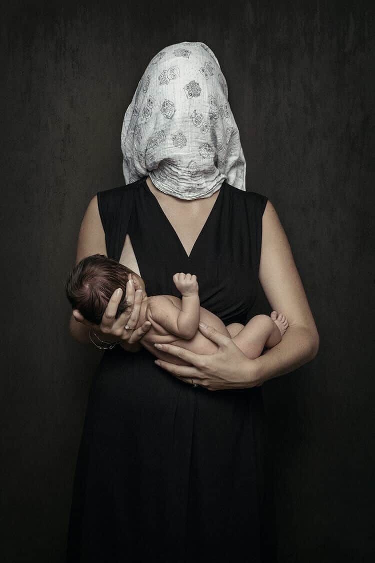 Photo from the article “Featured Project – Alex Baker: This Is Motherhood”
