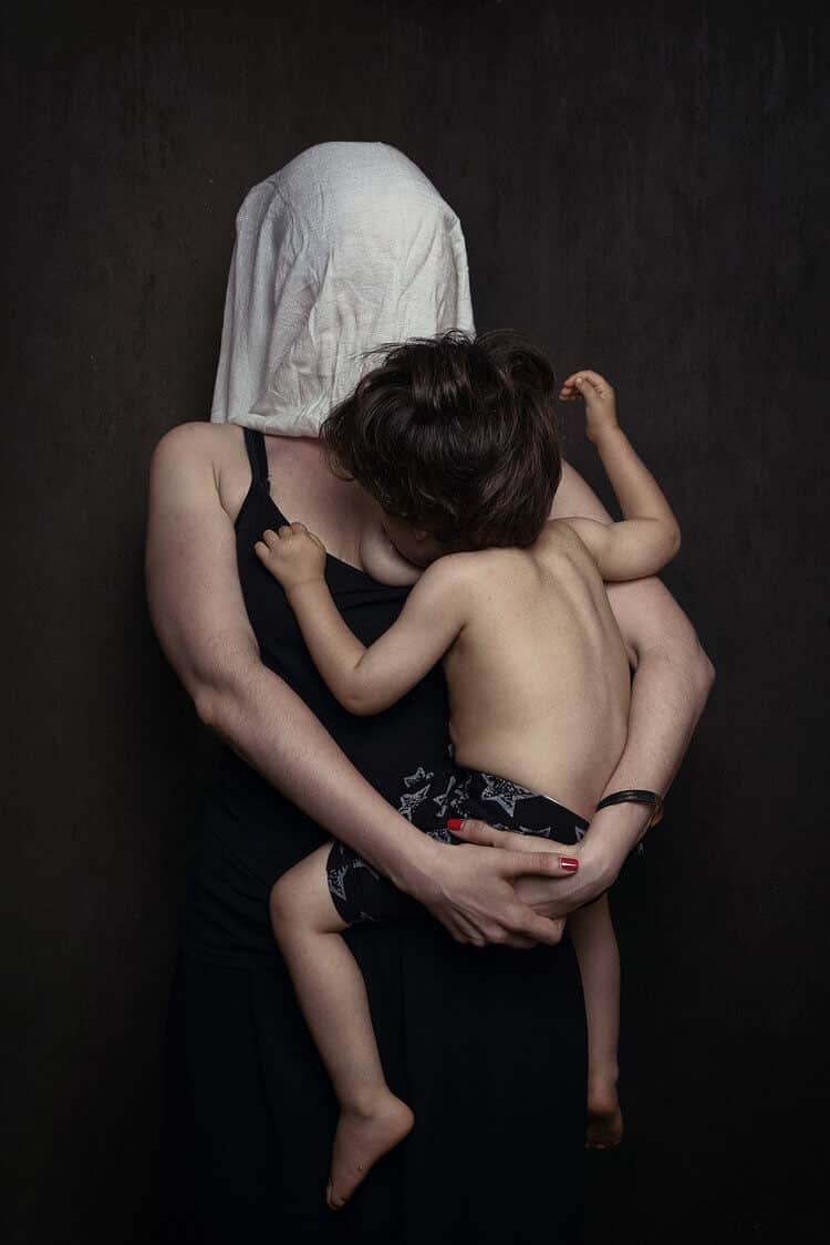 Photo from the article “Featured Project – Alex Baker: This Is Motherhood”